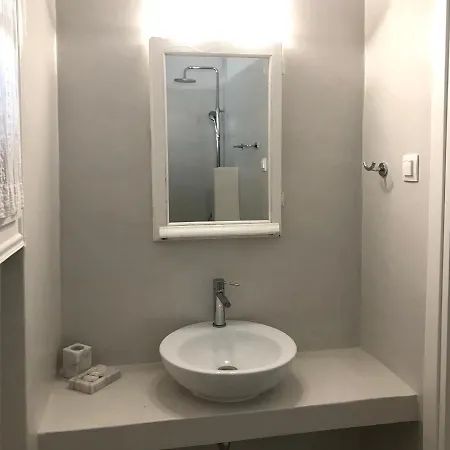 Svoronos 4* 나오우사