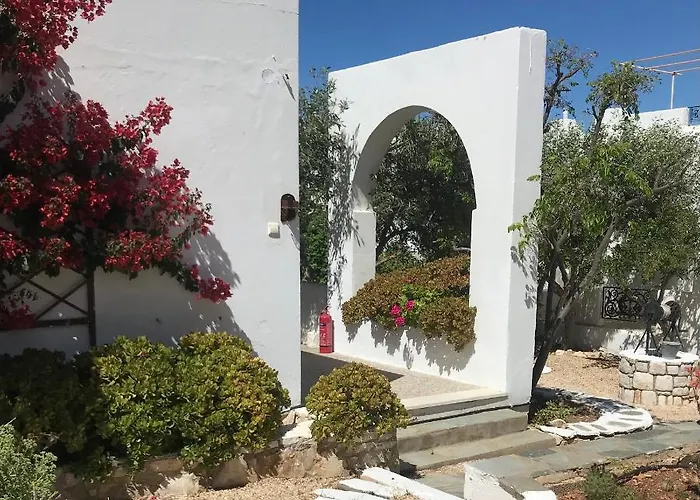 Apart-hotel Svoronos 4*