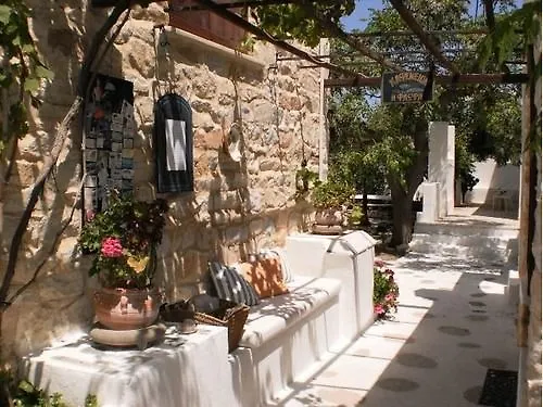 Apart-hotel Svoronos