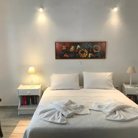 Svoronos Aparthotel Naousa
