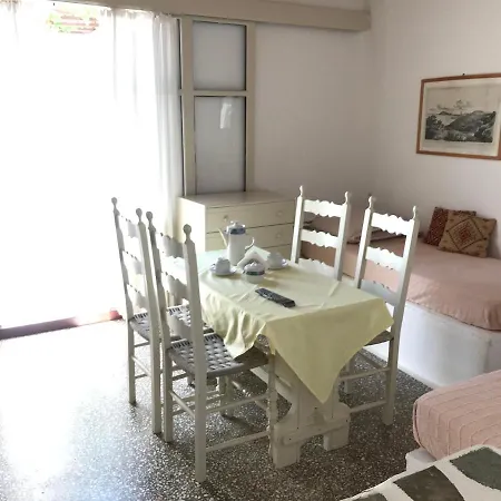 Ξενοδοχείο με διαμερίσματα Svoronos