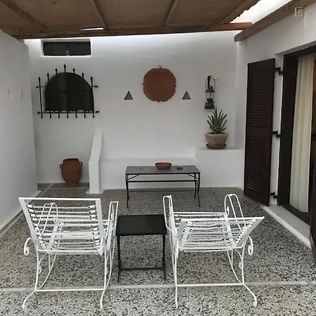 Svoronos Aparthotel Naousa