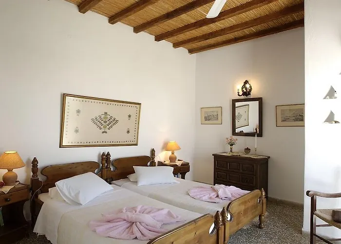 Apart Otel Svoronos 4*